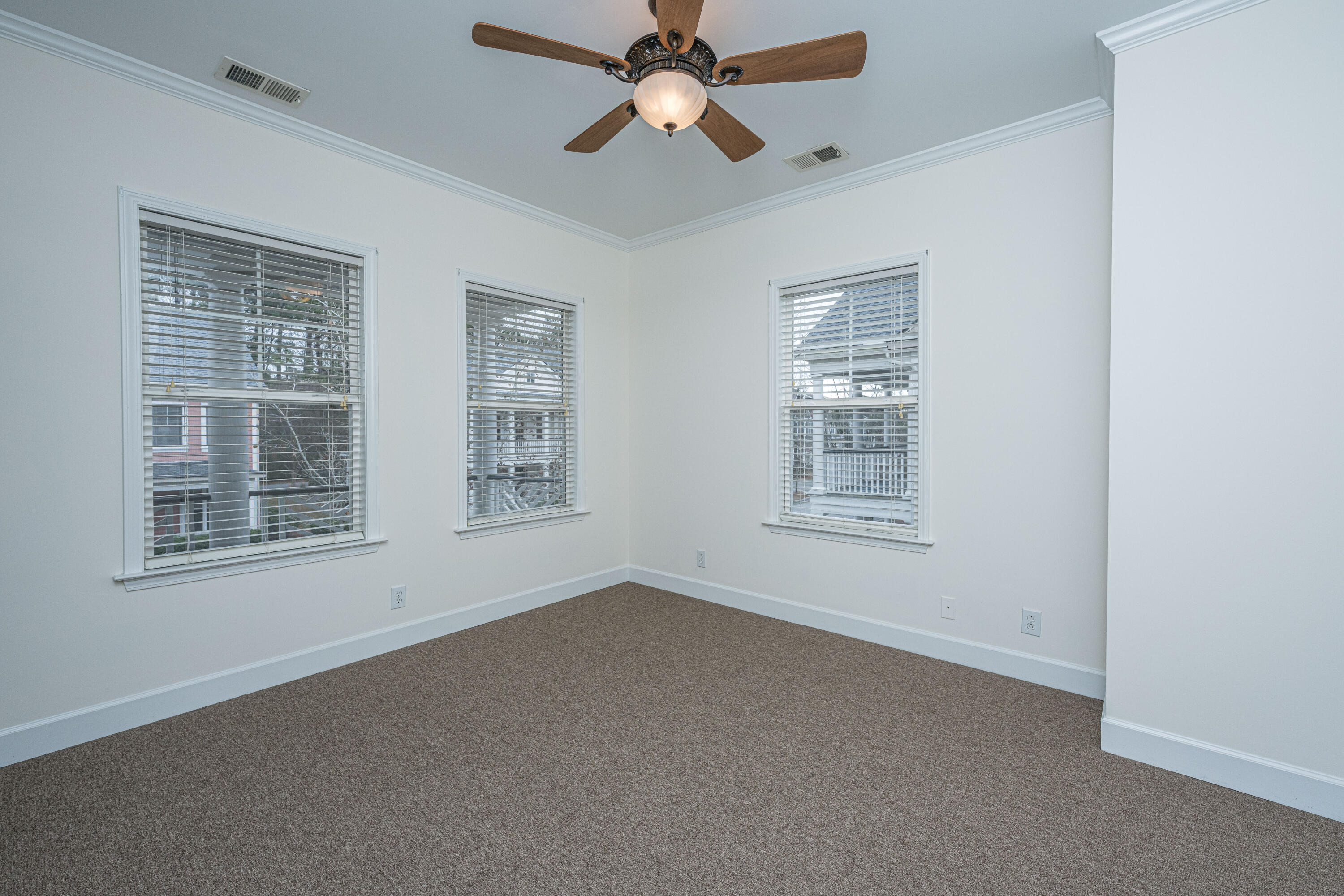 2445 Kings Gate Lane Mount Pleasant, SC 29466 - Photo 21 of 45 2445KingsGateLn023