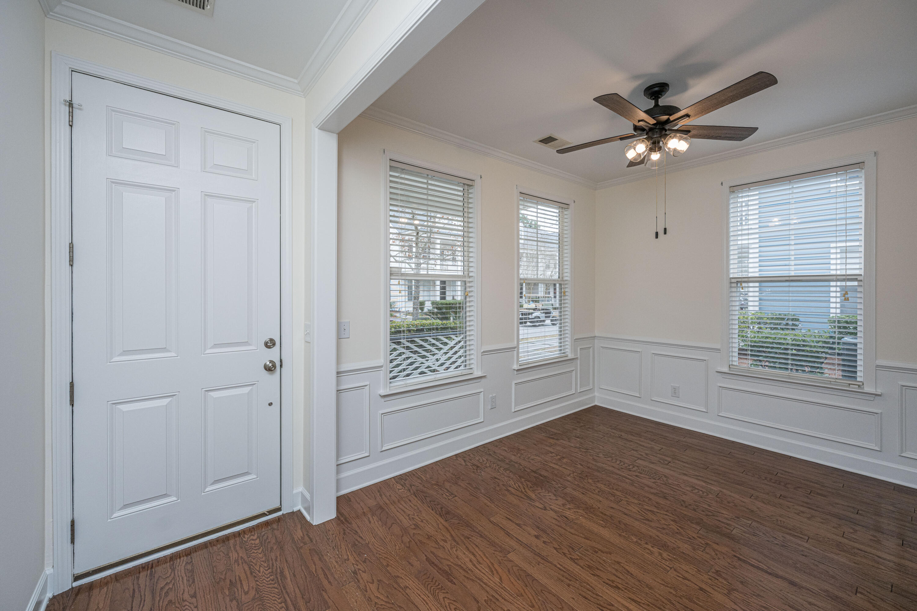 2445 Kings Gate Lane Mount Pleasant, SC 29466 - Photo 4 of 45 2445KingsGateLn006