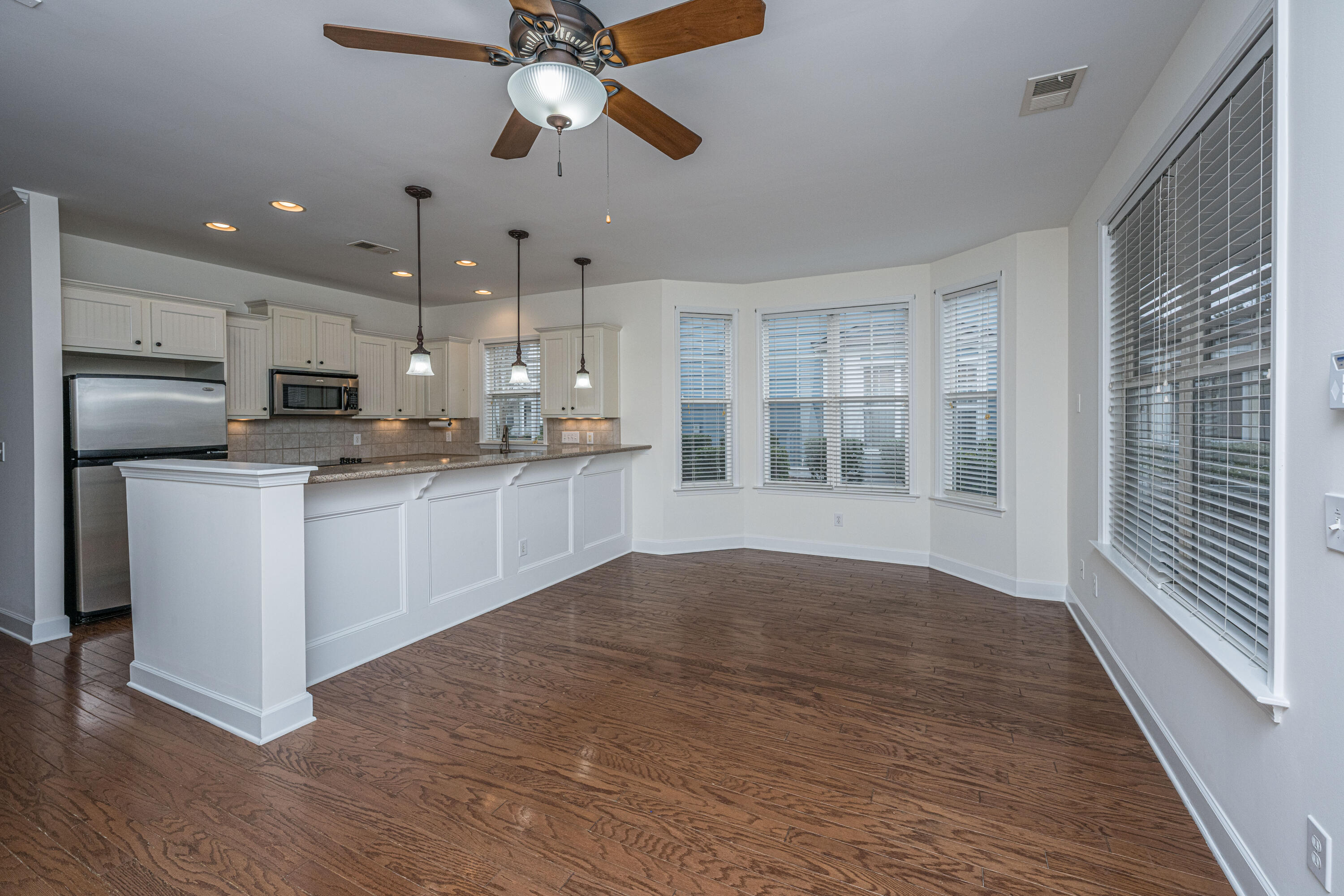 2445 Kings Gate Lane Mount Pleasant, SC 29466 - Photo 9 of 45 2445KingsGateLn011