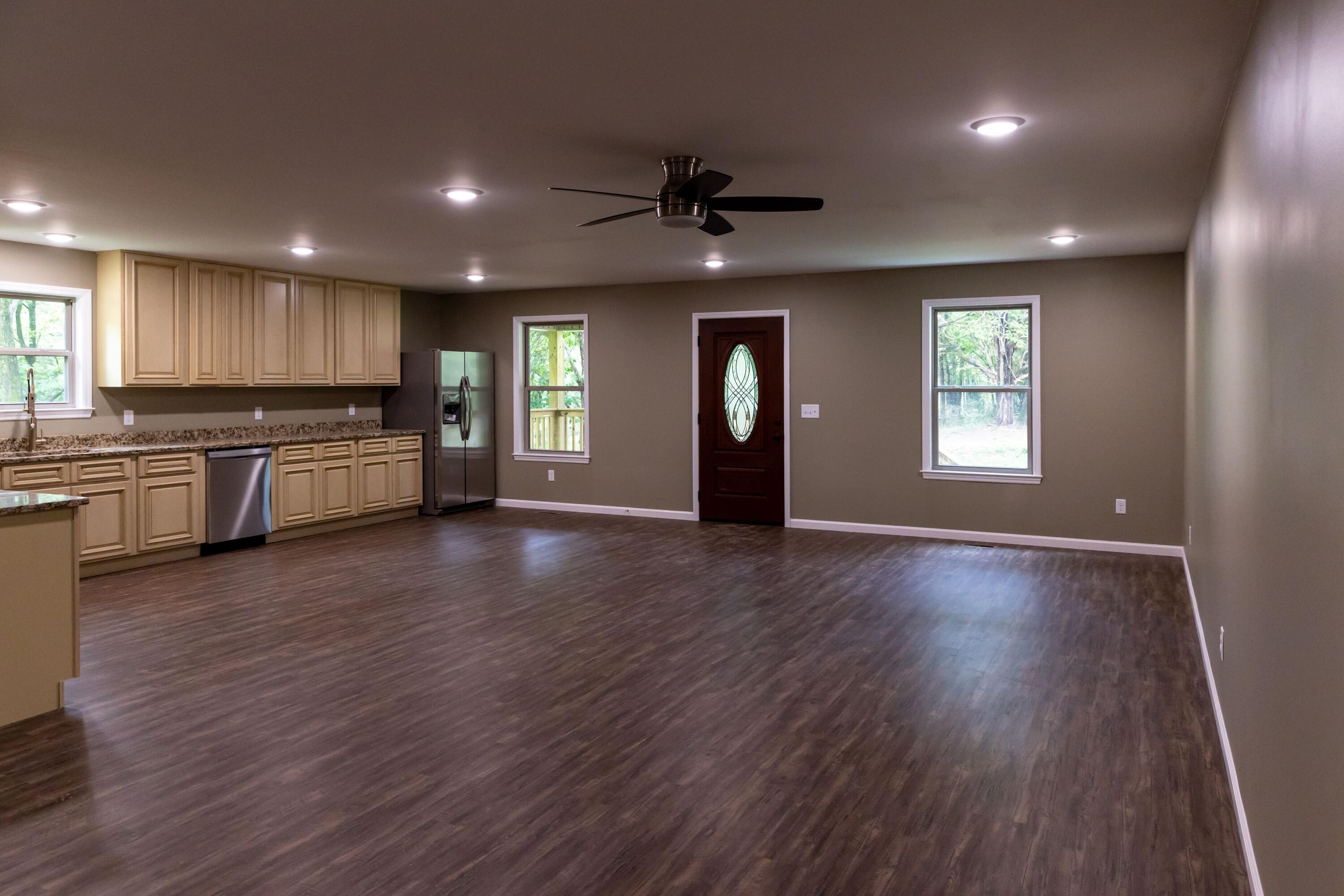 303 Stanfield Road LaFayette, GA 30728 - Photo 5 of 41 8
