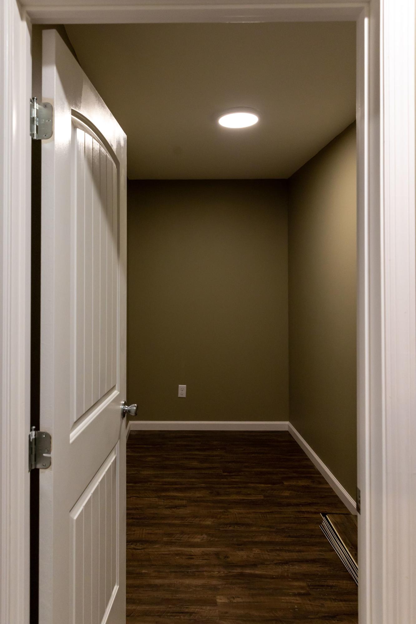 303 Stanfield Road LaFayette, GA 30728 - Photo 10 of 41 Walk-in Pantry