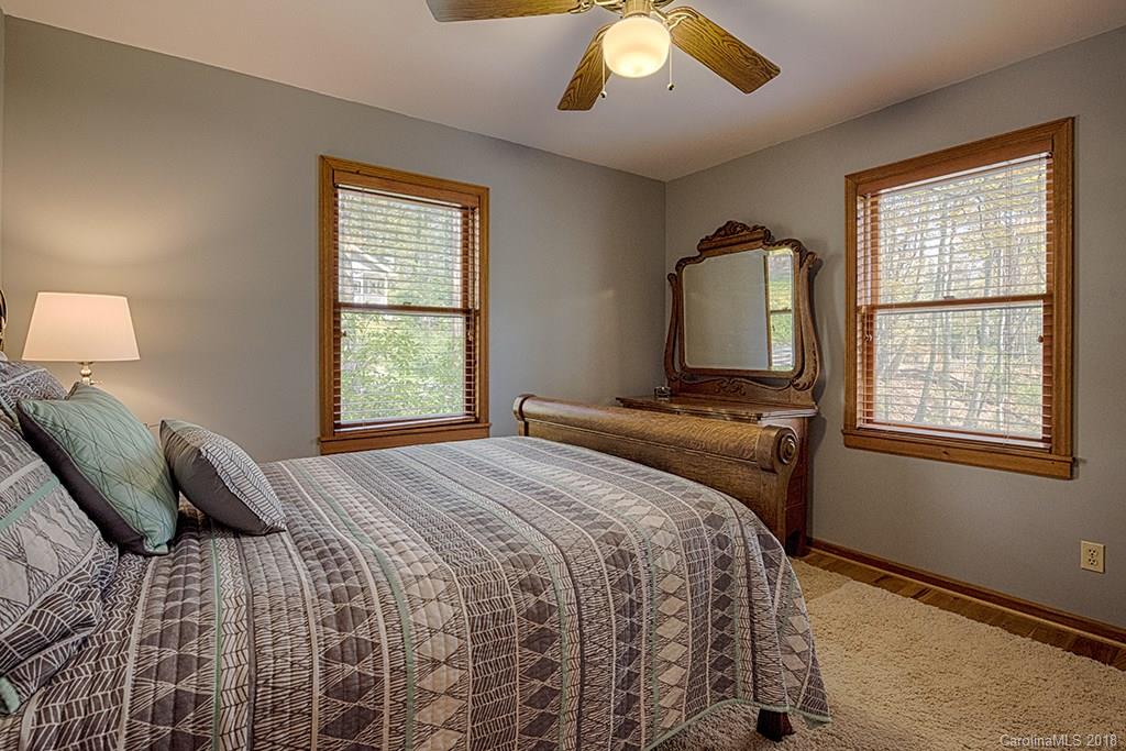 509 Kilgore Road Waynesville, NC 28785 - Photo 12 of 34