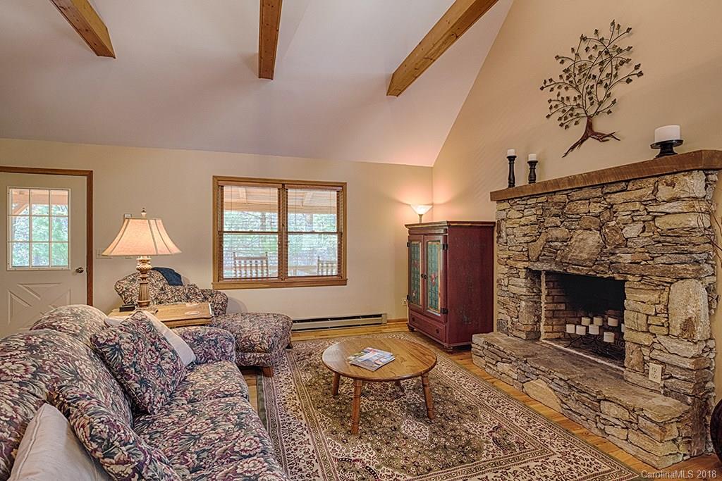 509 Kilgore Road Waynesville, NC 28785 - Photo 5 of 34