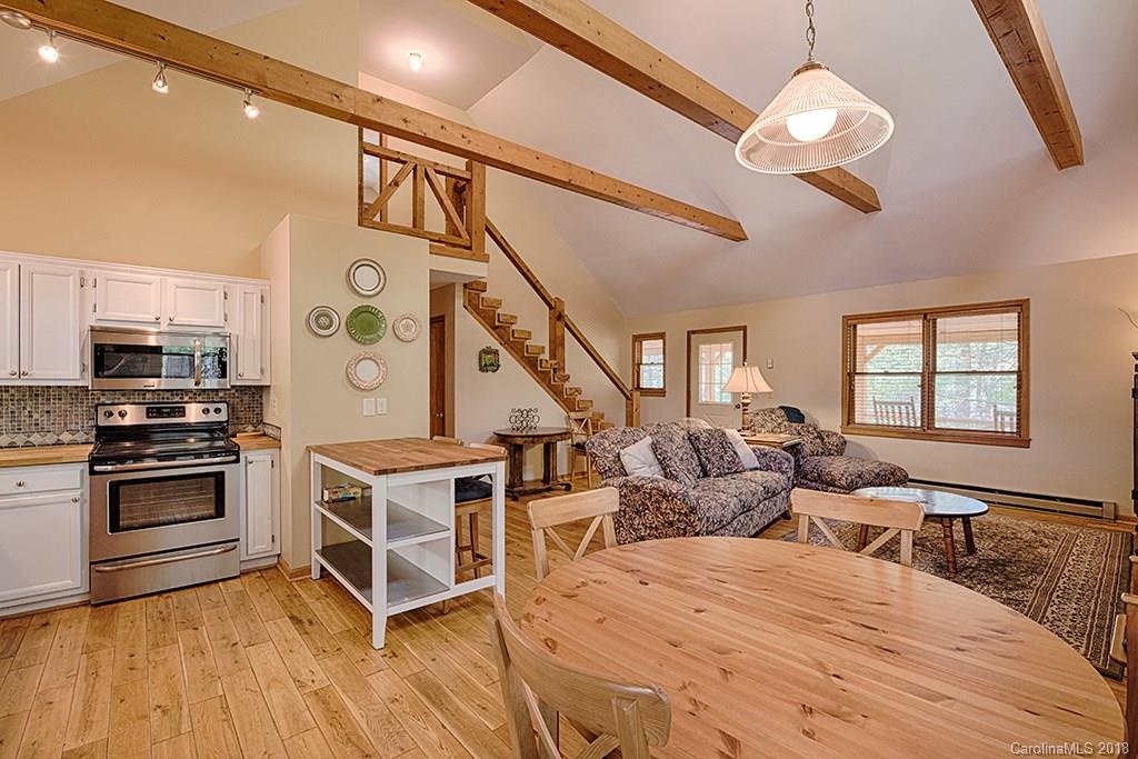 509 Kilgore Road Waynesville, NC 28785 - Photo 6 of 34