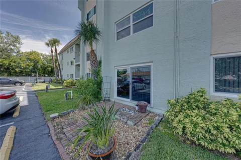 $145,000 | 801 83rd Avenue North, Unit 108, St. Petersburg, FL 33702
