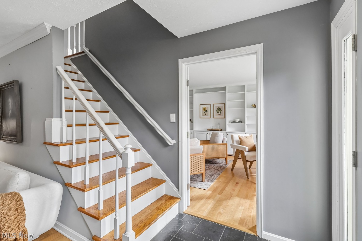 28412 Knickerbocker Road Bay Village, OH 44140 - Photo 5 of 50 Gallery Image 5