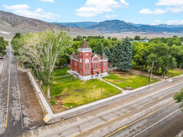 21 North Main Street Kingston, UT 84743 - Photo 90 of 107 View of mountain backdrop