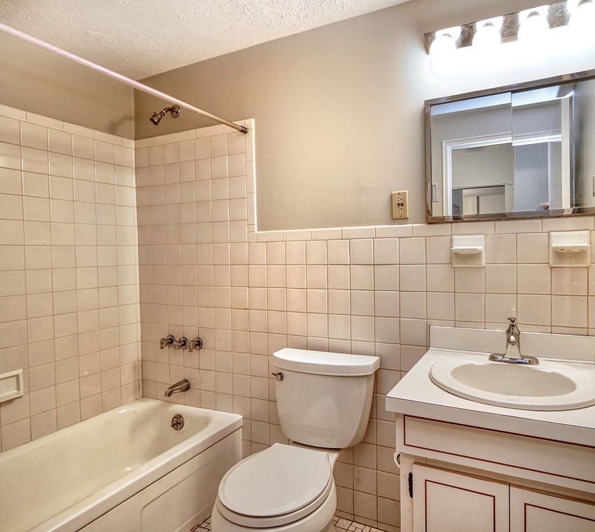 140 Lake Shore Road, Unit 2 Boston, MA 02135 - Photo 15 of 19