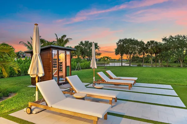 $5,595,000 | 20065 Southeast Bridgewater Drive, Jupiter, FL 33458