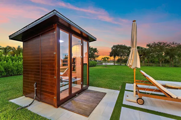 $5,595,000 | 20065 Southeast Bridgewater Drive, Jupiter, FL 33458