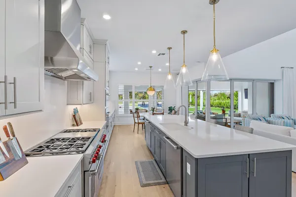 $5,595,000 | 20065 Southeast Bridgewater Drive, Jupiter, FL 33458