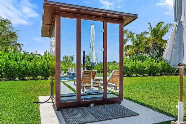 $5,595,000 | 20065 Southeast Bridgewater Drive, Jupiter, FL 33458