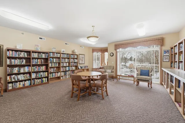 $199,900 | 8200 West 33rd Street, Unit 310, St. Louis Park, MN 55426