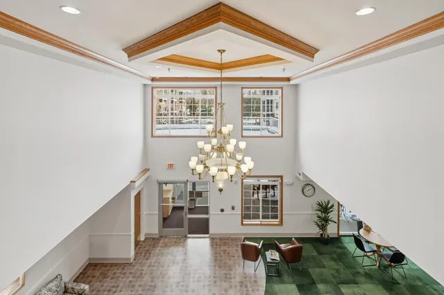 $199,900 | 8200 West 33rd Street, Unit 310, St. Louis Park, MN 55426