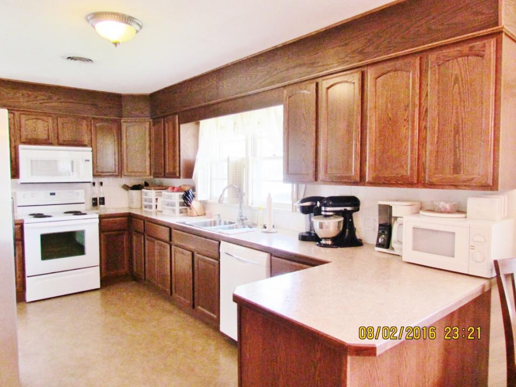 106 Reed Avenue Greeneville, TN 37743 - Photo 8 of 26 Photo 8