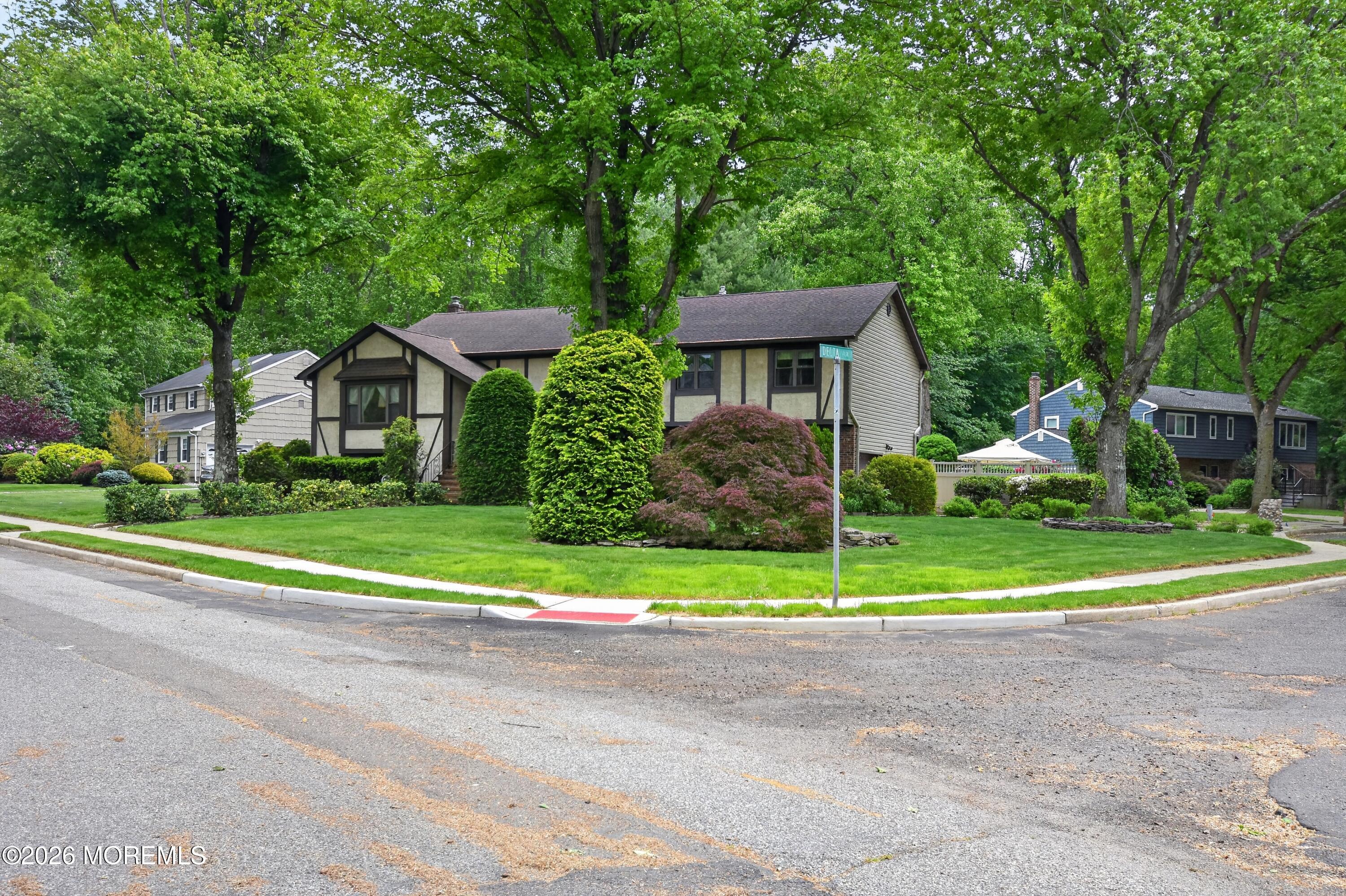 17 Point O Woods Road Middletown, NJ 07748 - Photo 3 of 60 04_17_Point_O_Woods_Rd-Exterior-0188