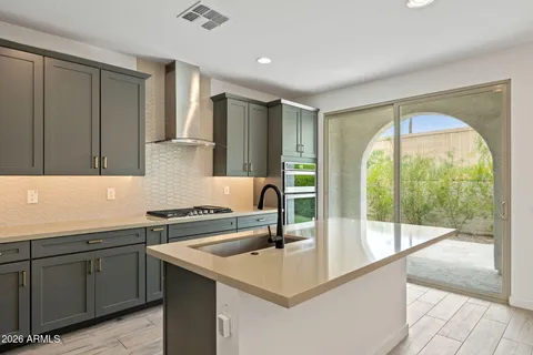 $715,000 | 6439 North 17th Place, Phoenix, AZ 85016