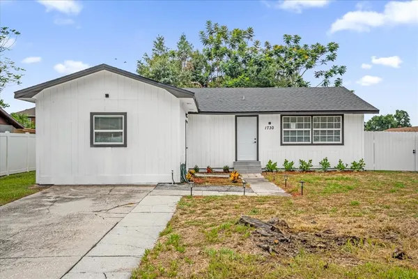 $2,000 | 1730 Ave C Northeast, Winter Haven, FL 33881