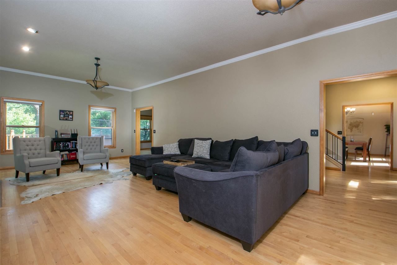 842 Ridgewood Road Rockford, IL 61107 - Photo 12 of 25 Gallery Image 12