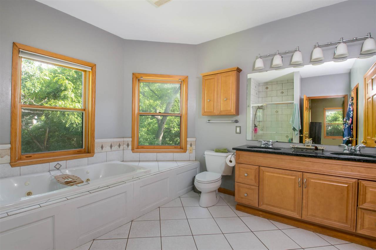 842 Ridgewood Road Rockford, IL 61107 - Photo 15 of 25 Gallery Image 15