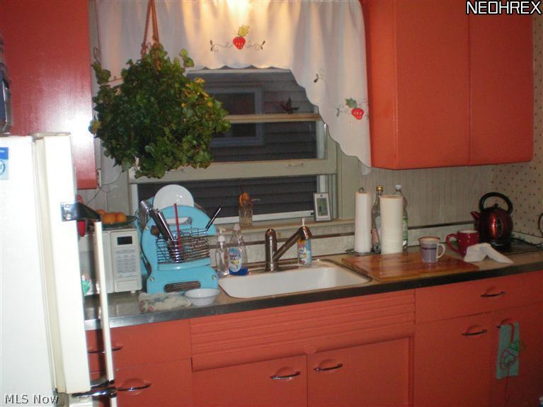 6833 Ottawa Road Cleveland, OH 44105 - Photo 5 of 14 Gallery Image 5