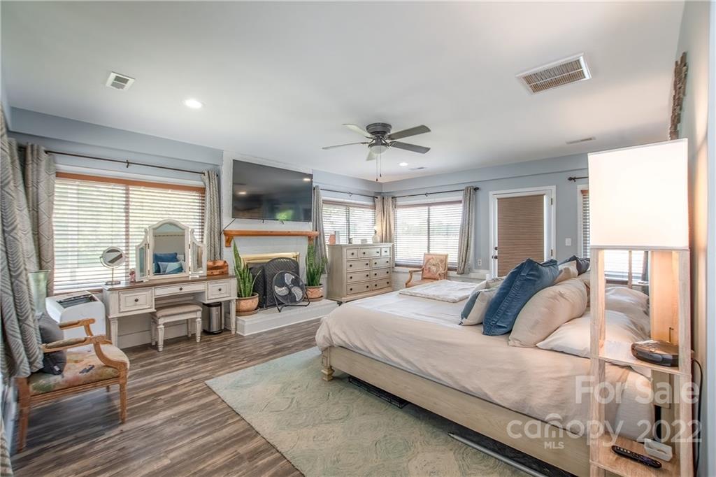 127 West Springdale Road Rock Hill, SC 29730 - Photo 14 of 28 Gallery Image 14