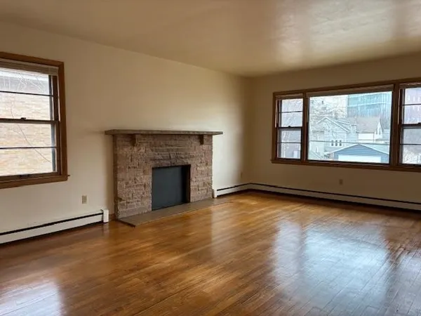 $1,595 | 921 Haywood Drive, Madison, WI 53715