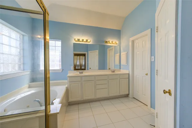 $418,000 | 23742 Indian Hills Way, Katy, TX 77494