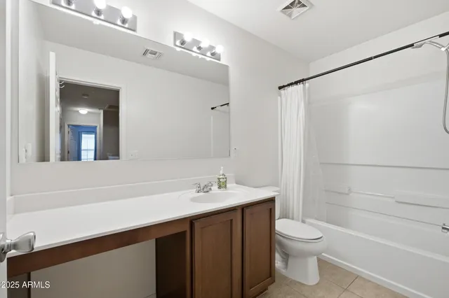 $1,999 | 1255 South Rialto, Unit 162, Mesa, AZ 85209