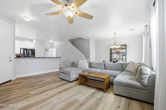 $1,999 | 1255 South Rialto, Unit 162, Mesa, AZ 85209