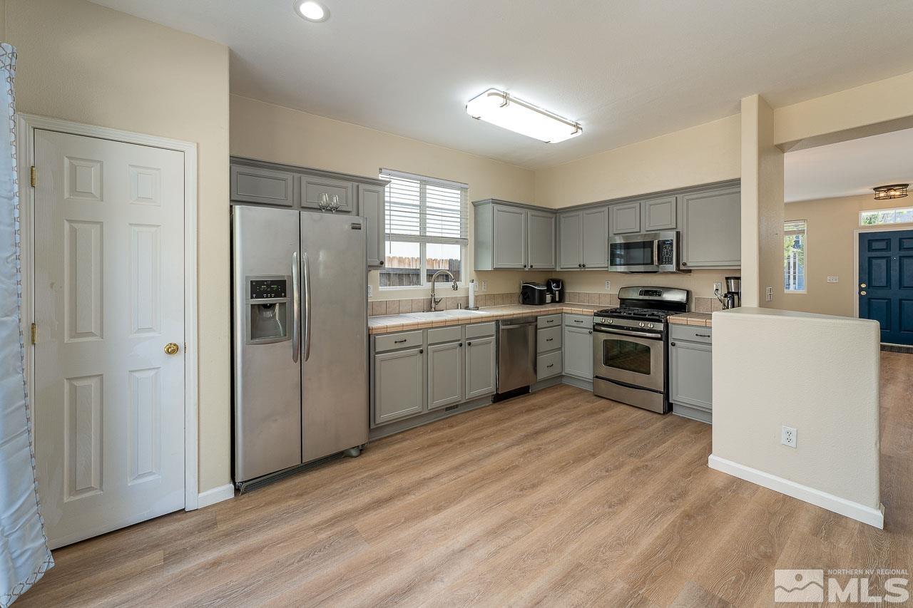 5850 September Circle Reno, NV 89523 - Photo 7 of 28 Photo 7
