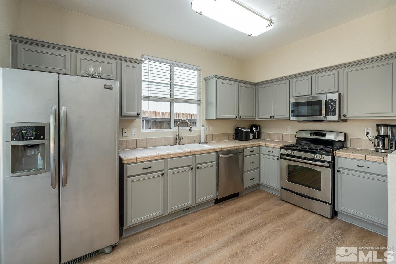 5850 September Circle Reno, NV 89523 - Photo 8 of 28 Photo 8