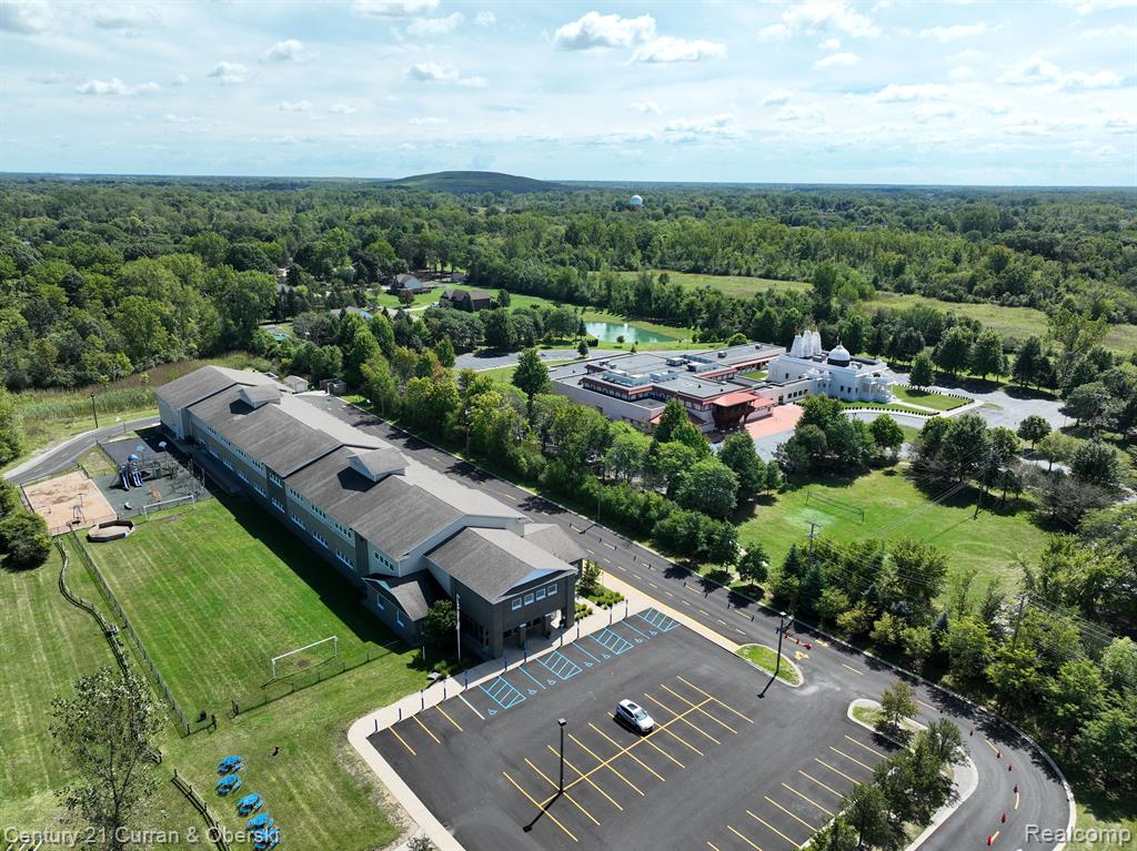 3044 South Canton Center Road Canton, MI 48188 - Photo 6 of 9