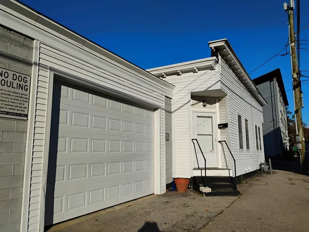 $395,000 | 362 Amherst Street, Manchester, NH 03104