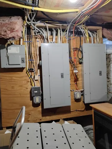 $395,000 | 362 Amherst Street, Manchester, NH 03104