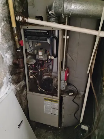 $395,000 | 362 Amherst Street, Manchester, NH 03104