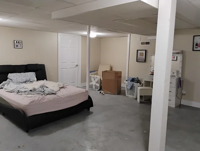 $395,000 | 362 Amherst Street, Manchester, NH 03104