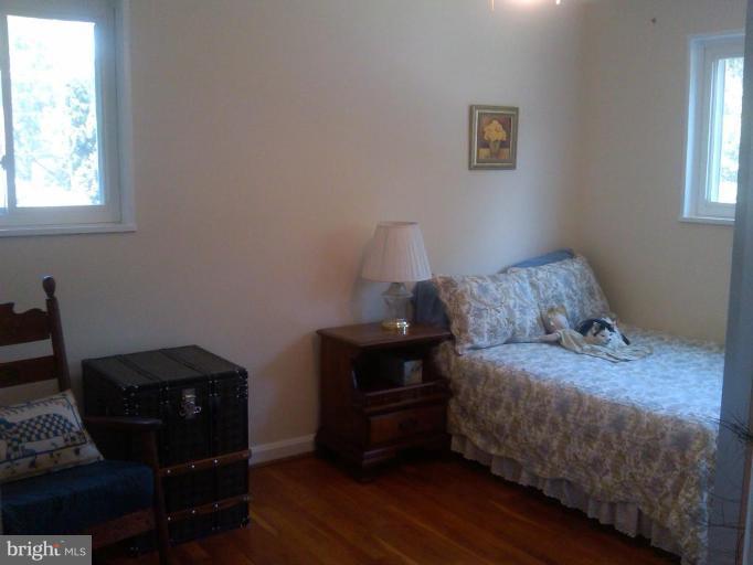 9720 Holmhurst Road Bethesda, MD 20817 - Photo 24 of 30 Bedroom #2