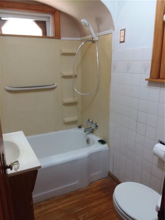 503 West Main Street Rural Valley, PA 16249 - Photo 16 of 24 Main Floor Bath