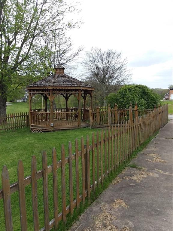 503 West Main Street Rural Valley, PA 16249 - Photo 6 of 24 Gazebo