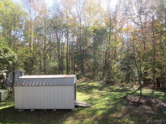 16224 Mistora Road Chester, VA 23831 - Photo 11 of 32 Gallery Image 11