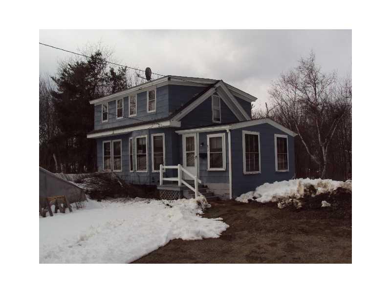 285 Mitchell Road Cape Elizabeth, ME 04107 - Photo 2 of 13 Exterior Front.