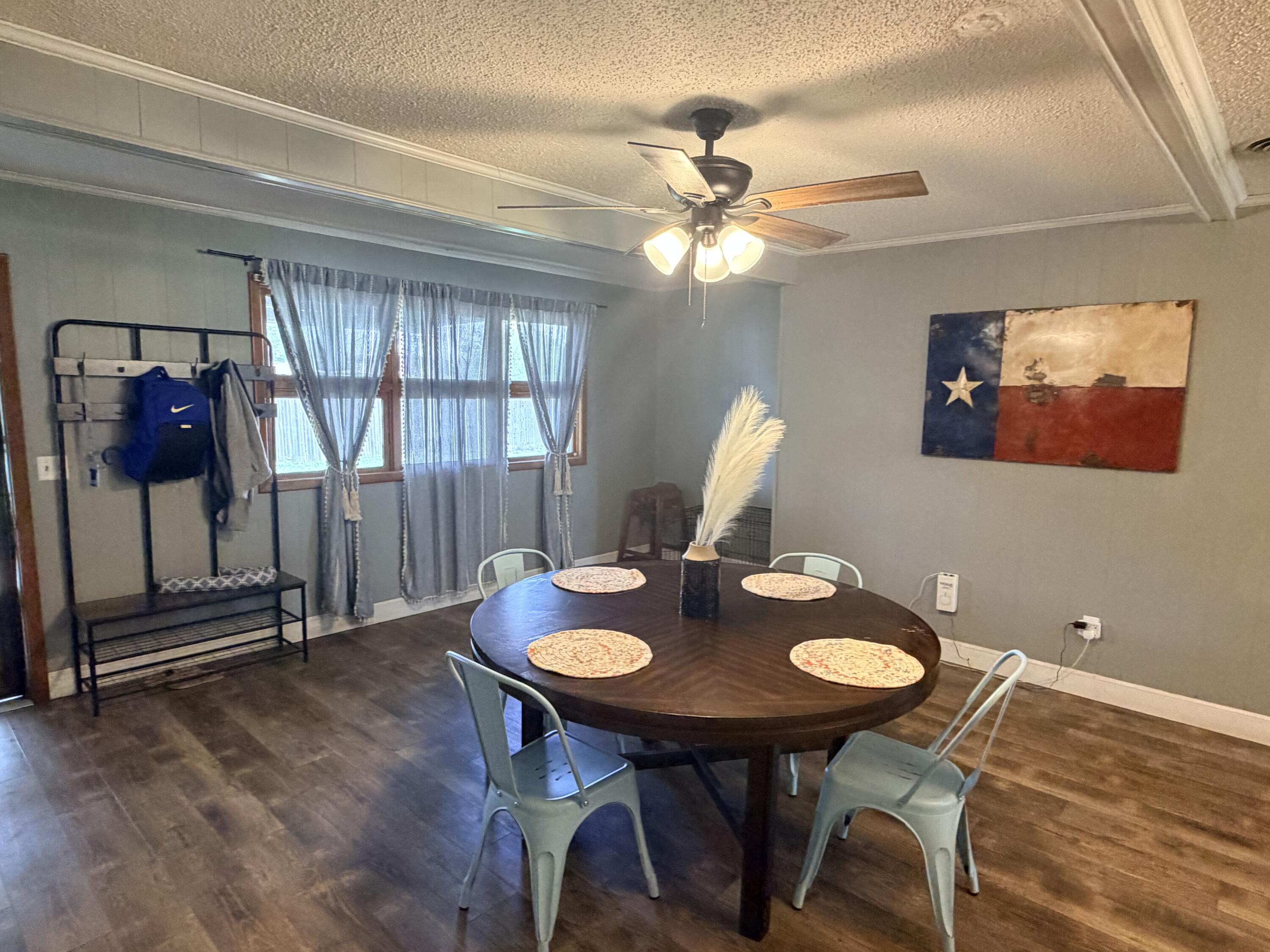 1210 Garland Plainview, TX 79072 - Photo 9 of 27 IMG_2798 (1)