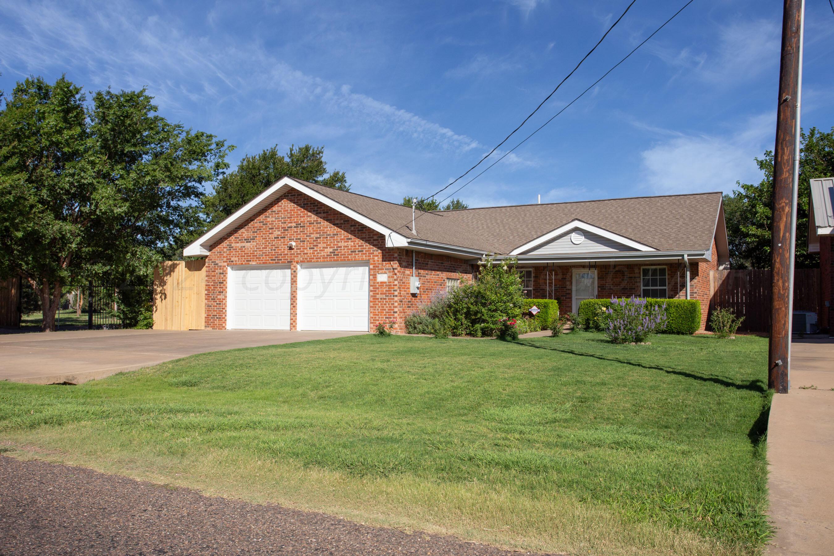 6714 Hatton Road Amarillo, TX 79110 - Photo 2 of 29 1
