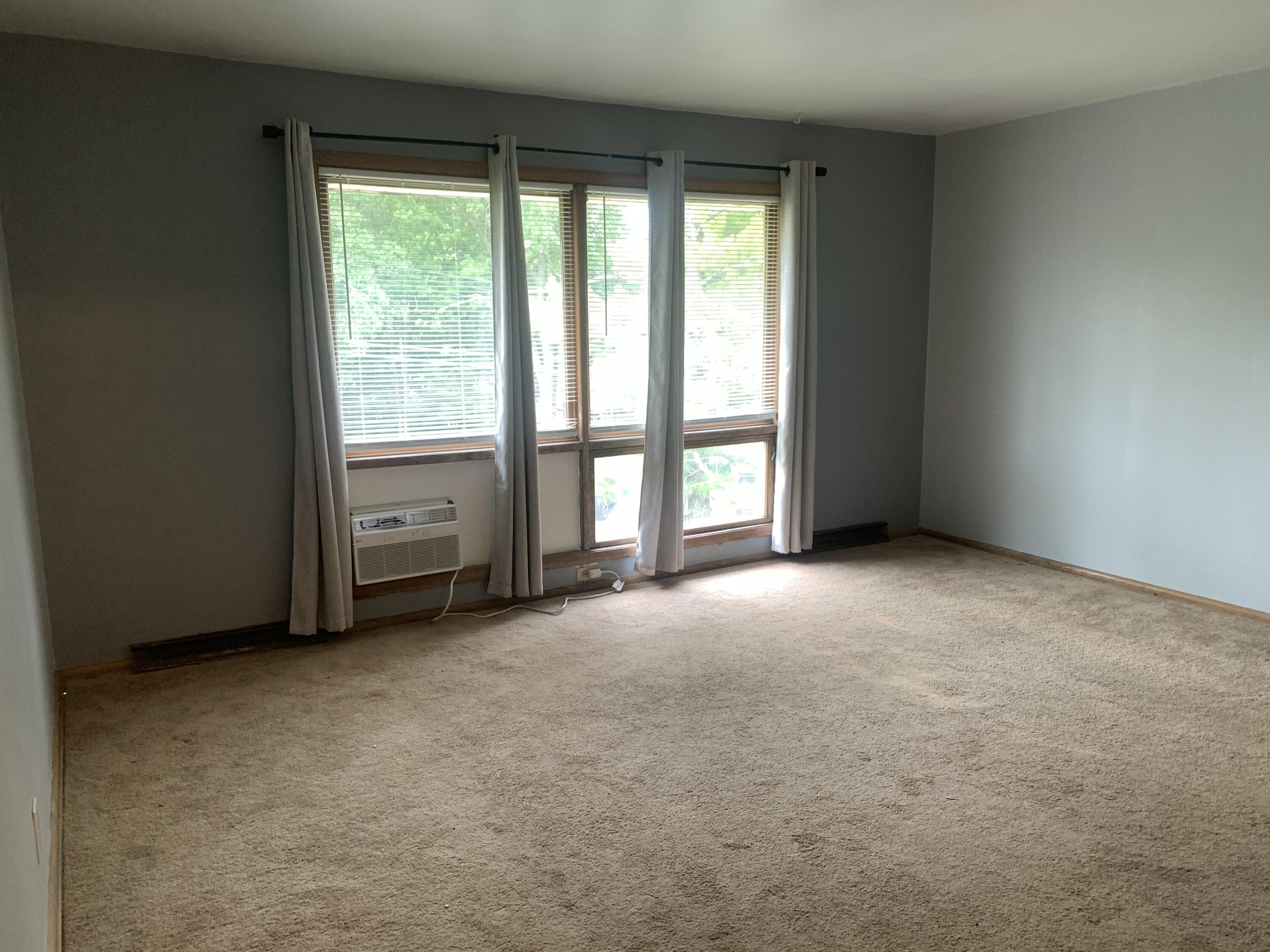 3536 South 77th Street, Unit 7 Milwaukee, WI 53220 - Photo 4 of 13 IMG_0040