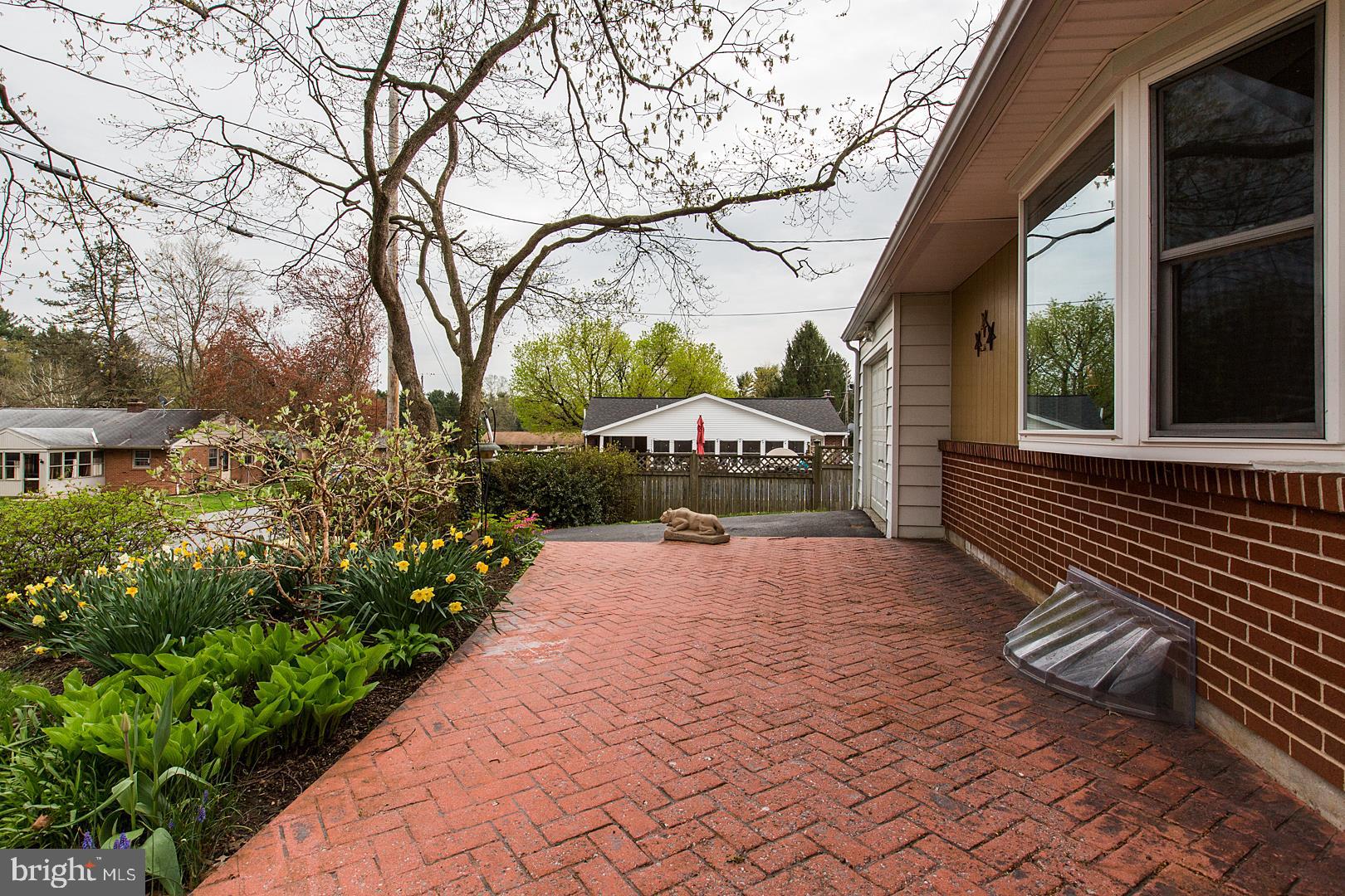 620 Bermuda Road Lancaster, PA 17603 - Photo 3 of 60 Gallery Image 3