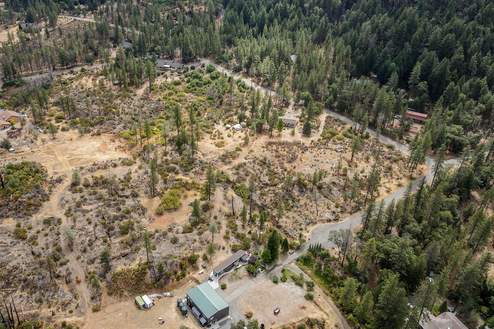 2130 Wintu Pass Road Junction City, CA 96048 - Photo 16 of 29 0048