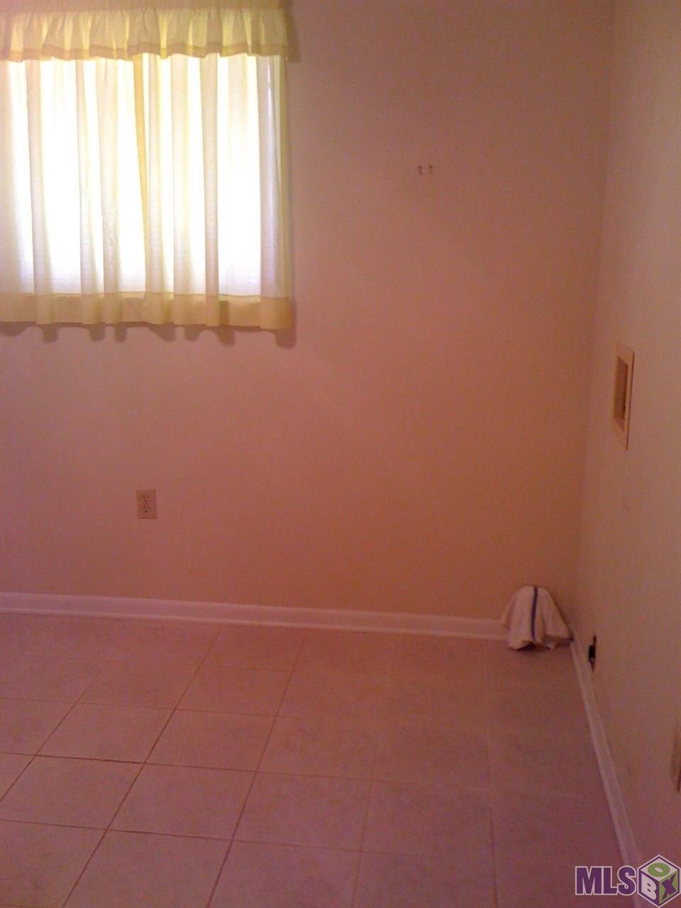 12561 Lockhaven Avenue Baton Rouge, LA 70815 - Photo 6 of 11 Gallery Image 6