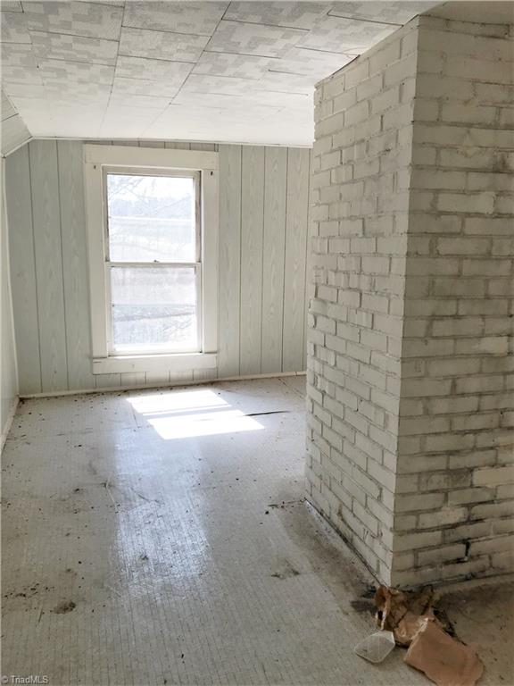 931 Webb Road Madison, NC 27025 - Photo 14 of 17 Gallery Image 14