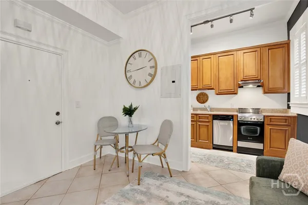 $415,000 | 125 East Broad Street, Unit 2D, Savannah, GA 31401